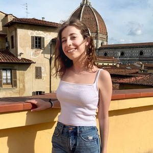 Meet your Posher, Ariela